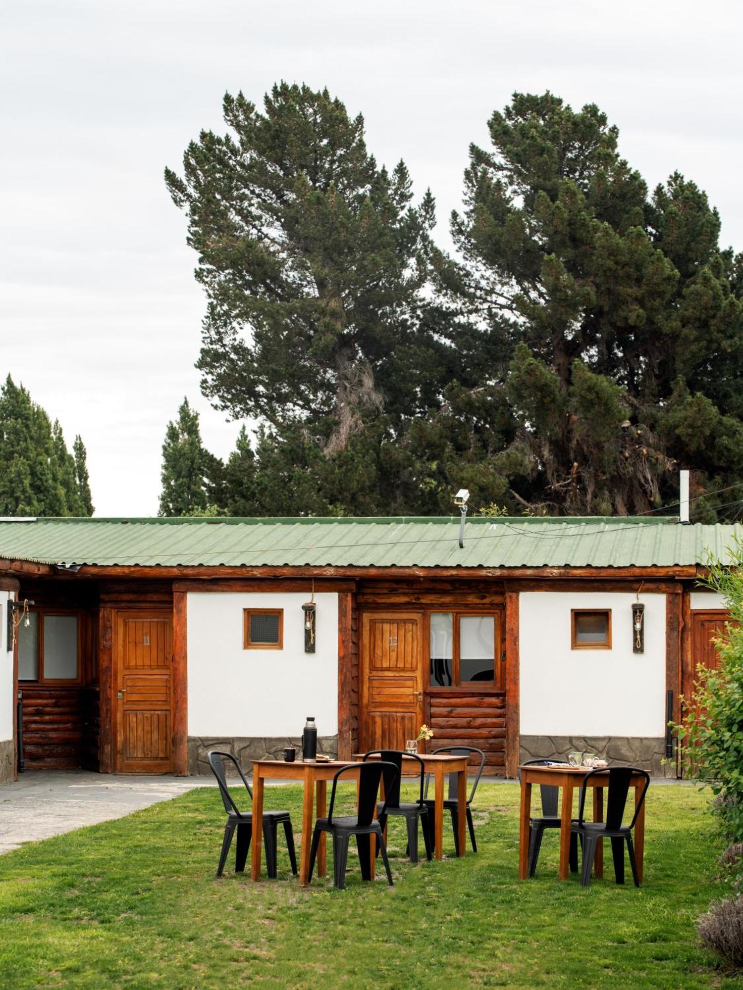Oliva Hosteria Y Apart El Calafate Kültér fotó